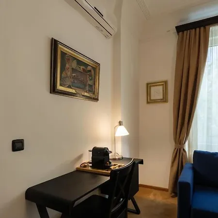 Center Lux V Apartman *