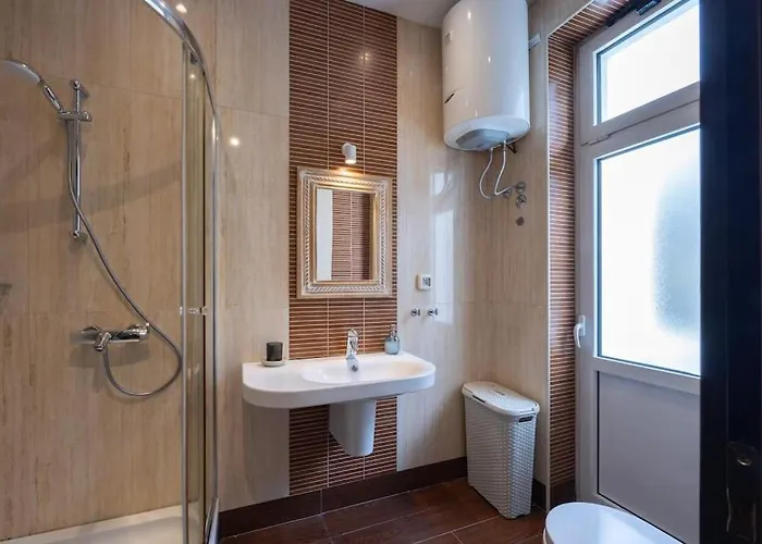 Center Lux V 아파트